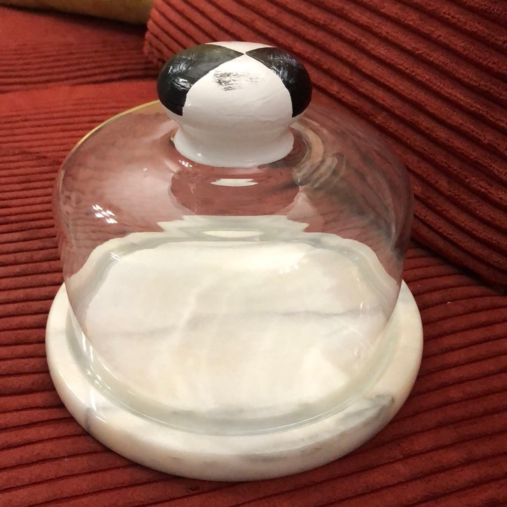 Marble plate glass dome cheese food cover. Genuine marble diameter 7.5”